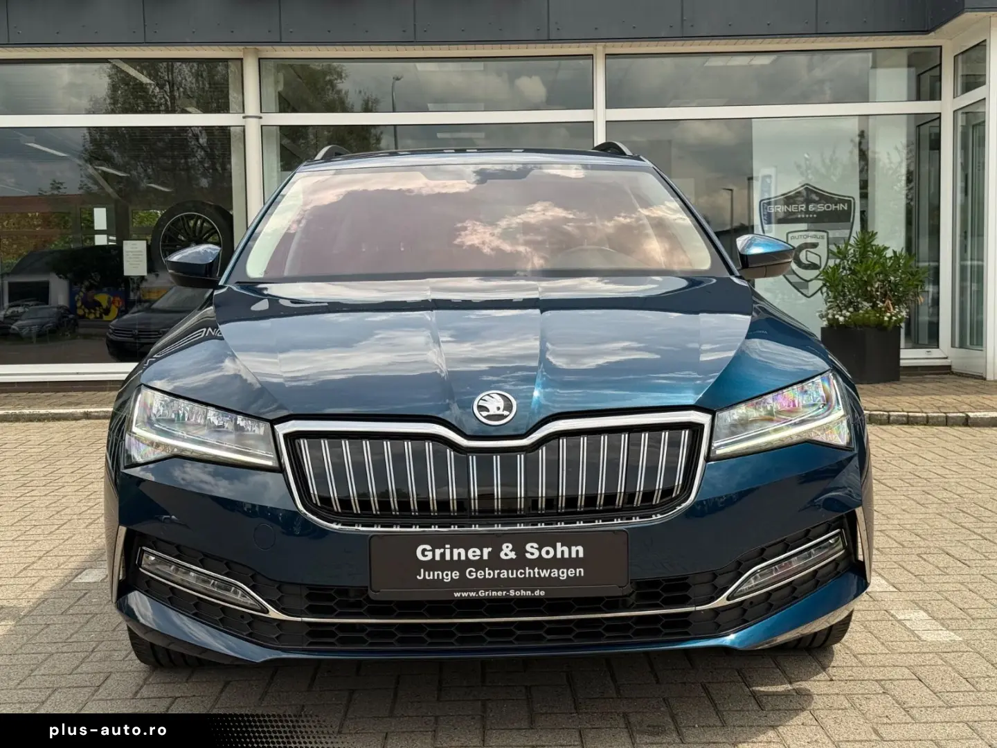 SKODA Superb Ambition iV Virtual Winter AHK Kessy 3-Zo