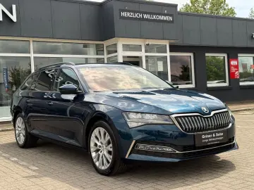 SKODA Superb Ambition iV Virtual Winter AHK Kessy 3-Zo