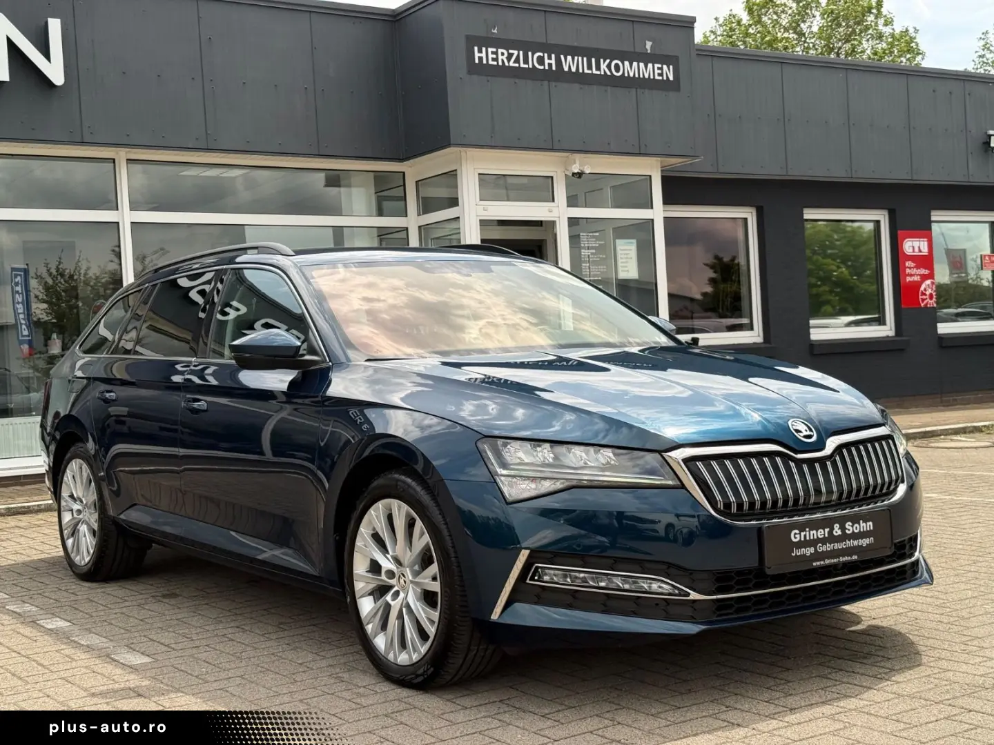 SKODA Superb Ambition iV Virtual Winter AHK Kessy 3-Zo