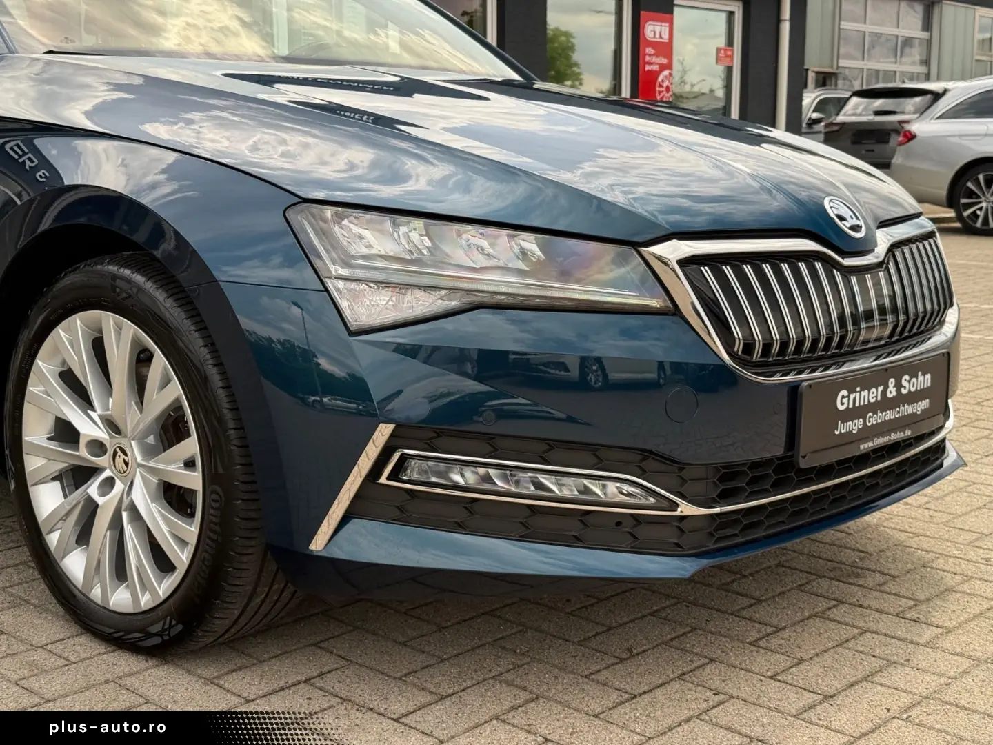 SKODA Superb Ambition iV Virtual Winter AHK Kessy 3-Zo