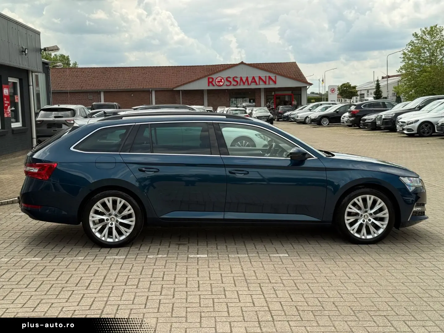 SKODA Superb Ambition iV Virtual Winter AHK Kessy 3-Zo