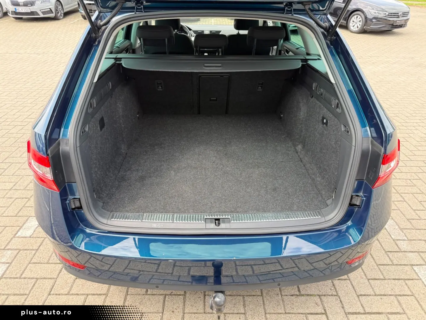 SKODA Superb Ambition iV Virtual Winter AHK Kessy 3-Zo