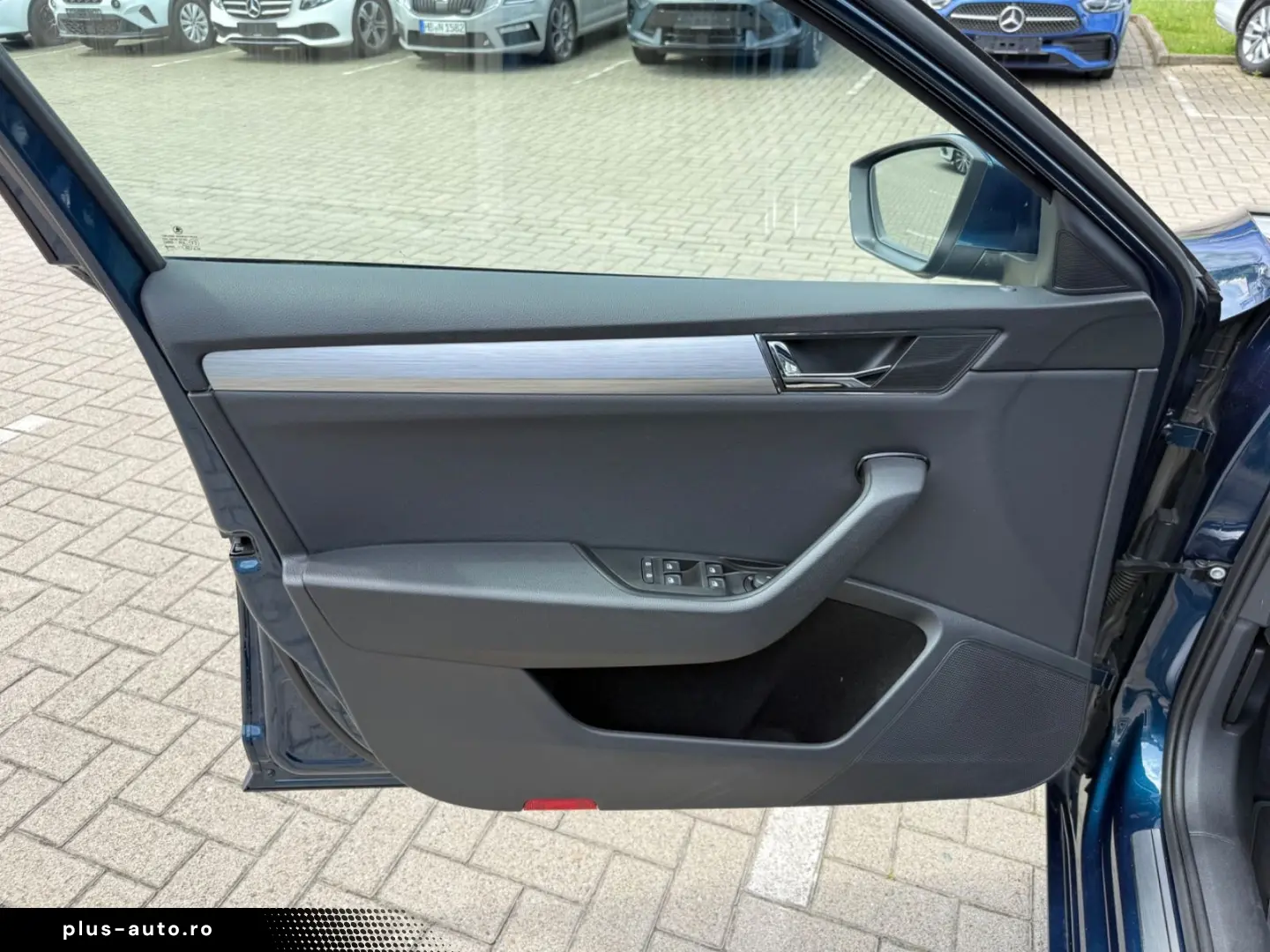 SKODA Superb Ambition iV Virtual Winter AHK Kessy 3-Zo