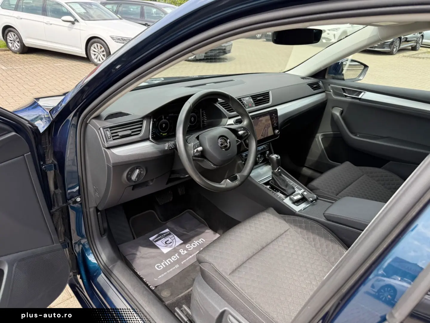 SKODA Superb Ambition iV Virtual Winter AHK Kessy 3-Zo