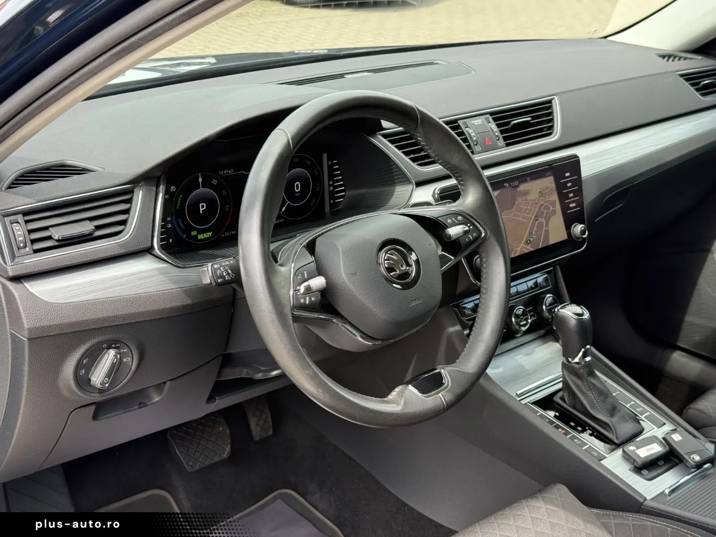 SKODA Superb Ambition iV Virtual Winter AHK Kessy 3-Zo