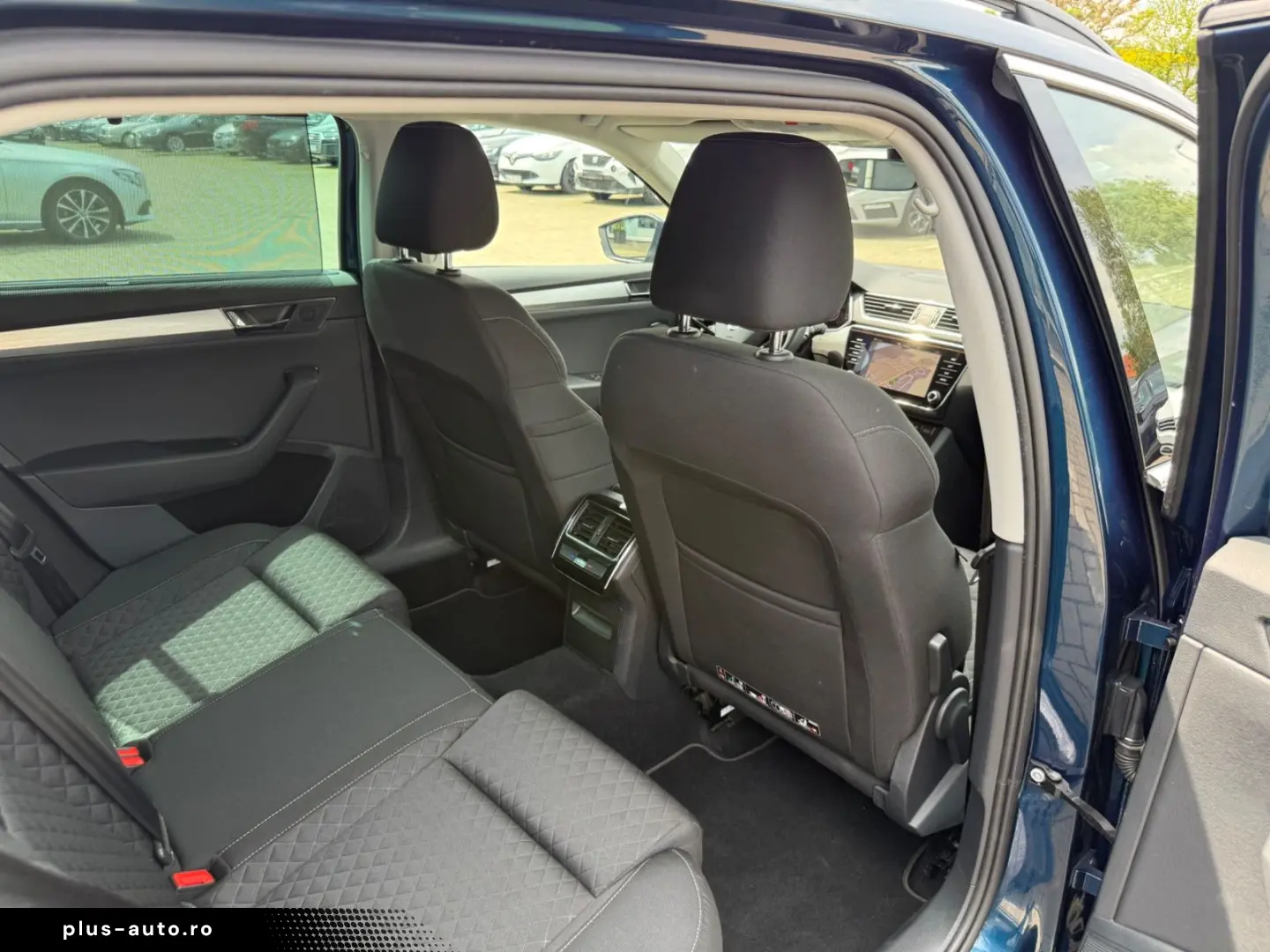 SKODA Superb Ambition iV Virtual Winter AHK Kessy 3-Zo