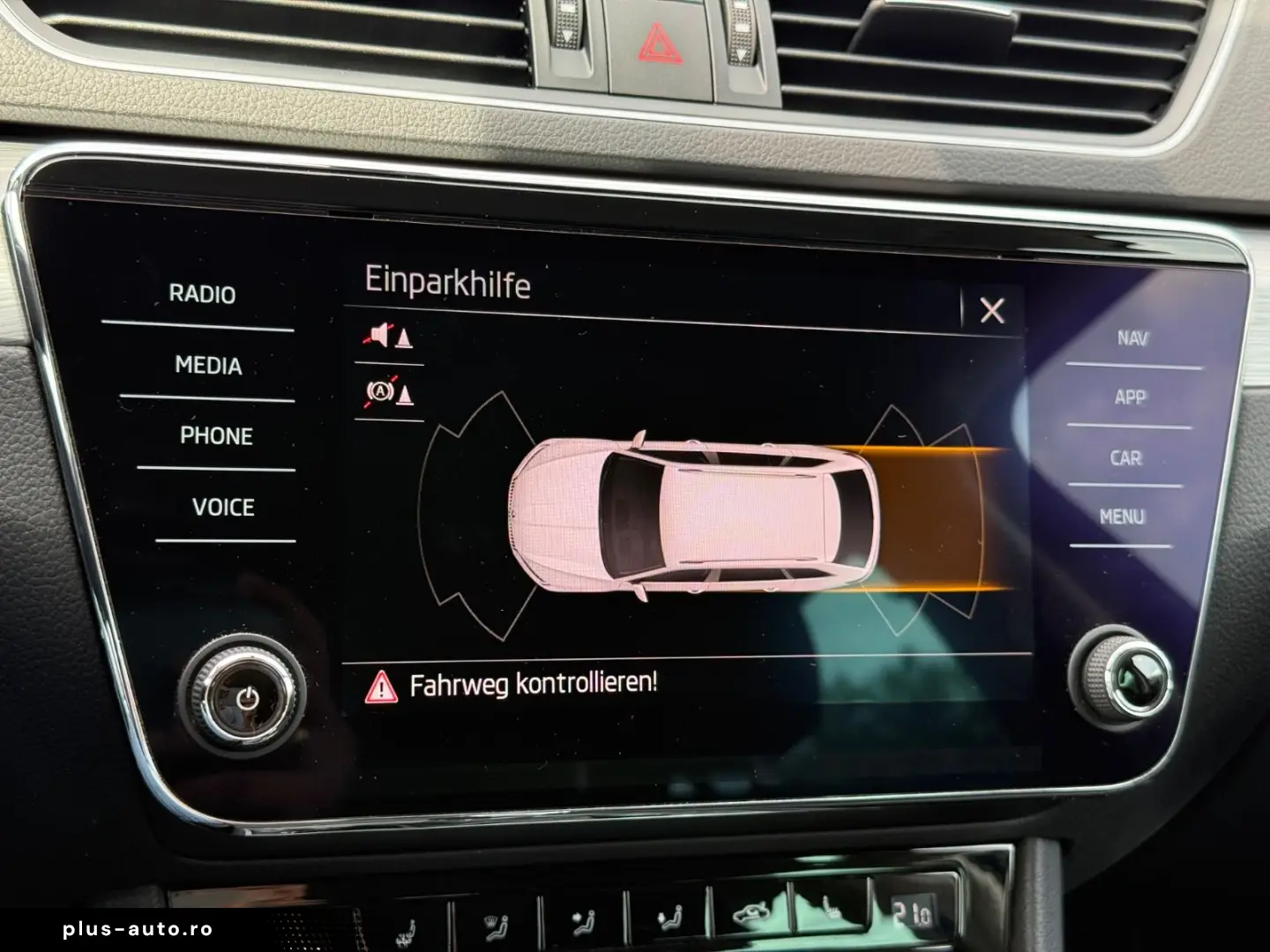 SKODA Superb Ambition iV Virtual Winter AHK Kessy 3-Zo