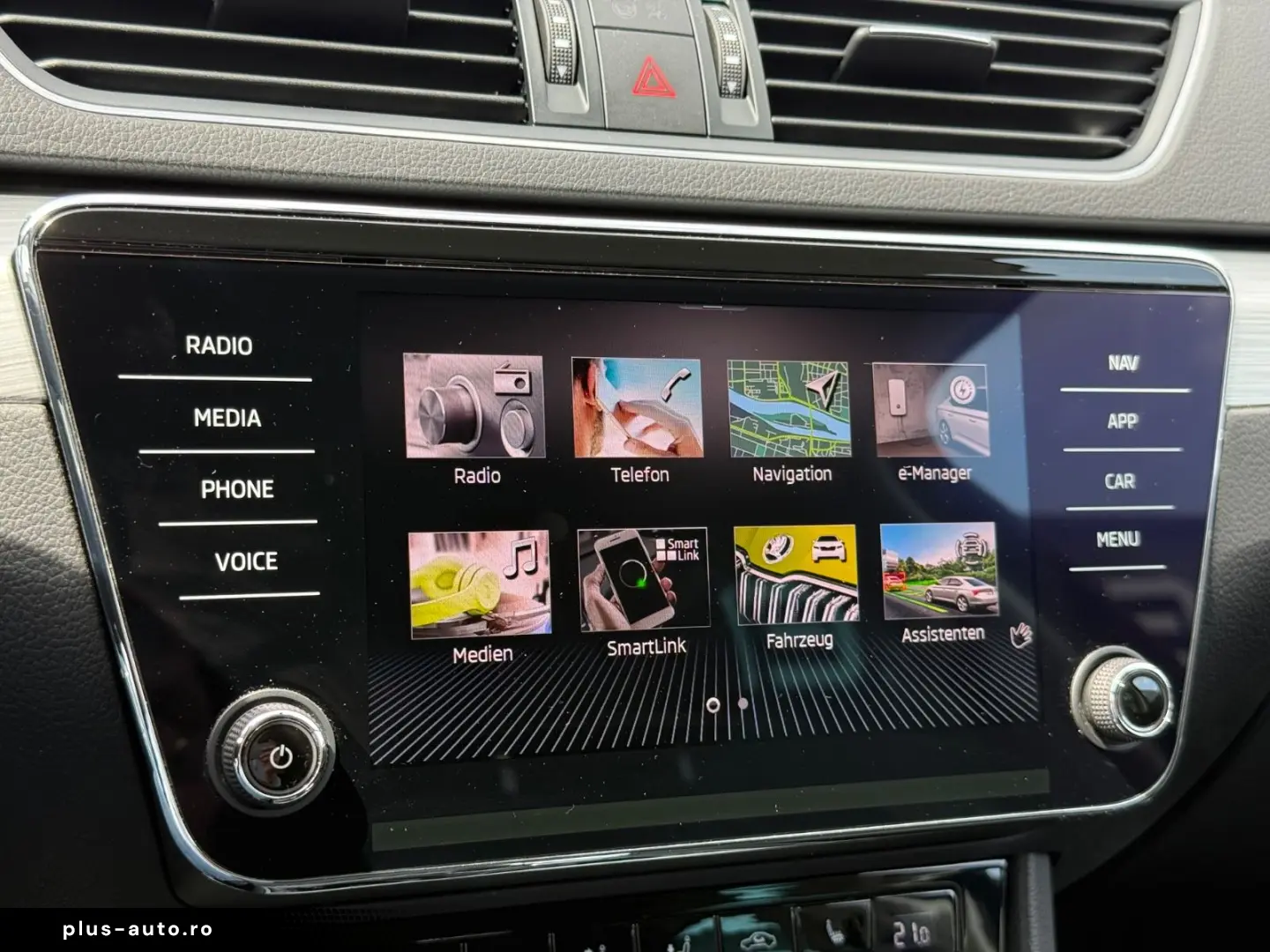 SKODA Superb Ambition iV Virtual Winter AHK Kessy 3-Zo