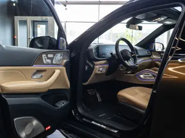 MERCEDES-BENZ GLS 450d 4Matic AMG E-Active Massage 3…