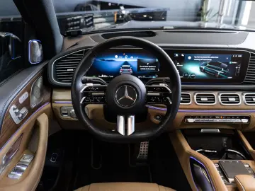 MERCEDES-BENZ GLS 450d 4Matic AMG E-Active Massage 3…