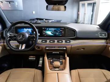 MERCEDES-BENZ GLS 450d 4Matic AMG E-Active Massage 3…