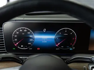 MERCEDES-BENZ GLS 450d 4Matic AMG E-Active Massage 3…