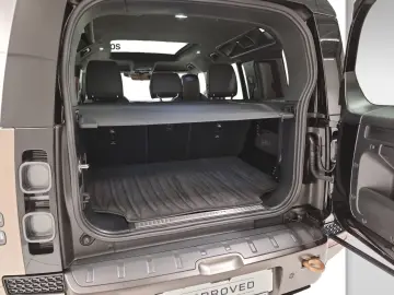 LAND ROVER Defender 110 P635 OCTA AHK DAB WLAN