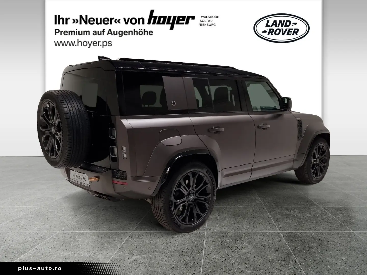 LAND ROVER Defender 110 P635 OCTA AHK Pano DAB