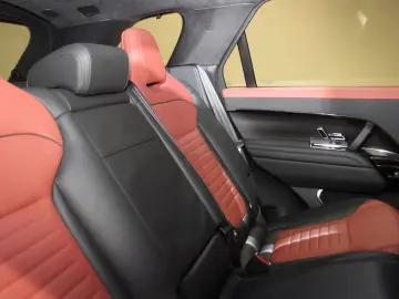 LAND ROVER Range Rover Sport P635 SV Edition Two Pano HUD