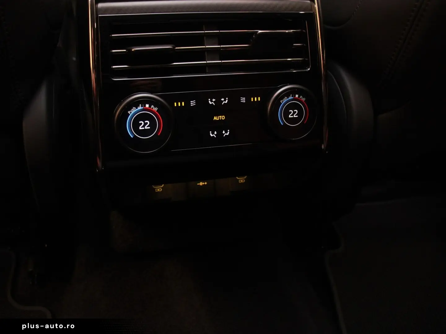 LAND ROVER Range Rover Sport P635 SV Edition Two Pano HUD