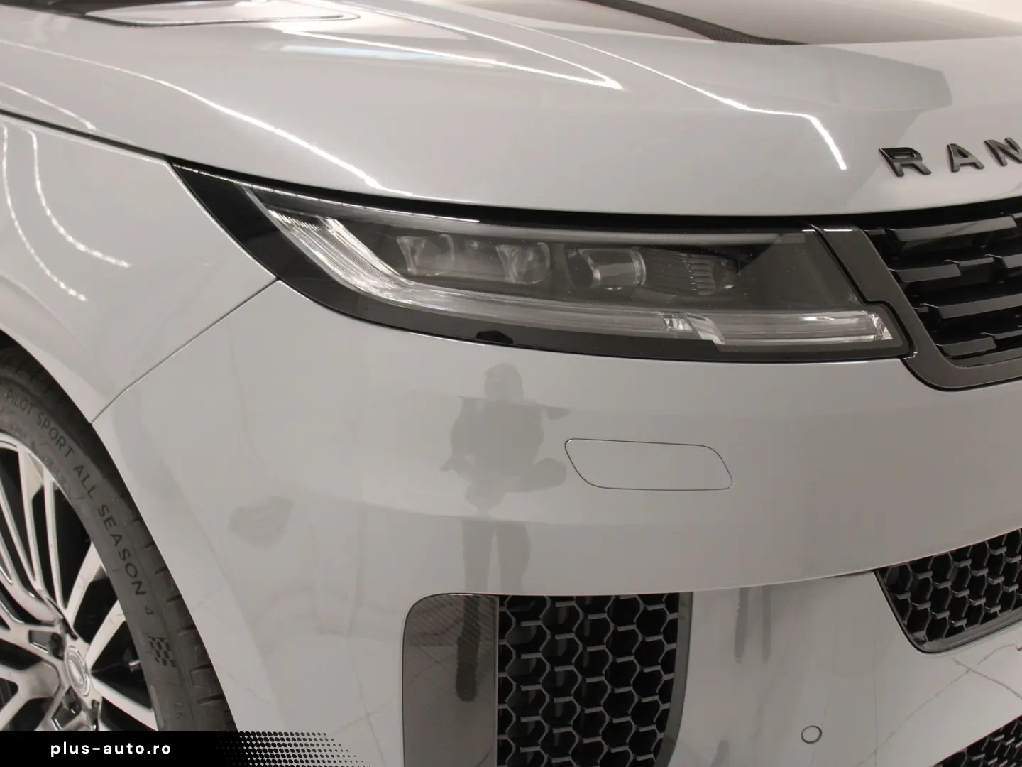 LAND ROVER Range Rover Sport P635 SV Edition Two Pano HUD