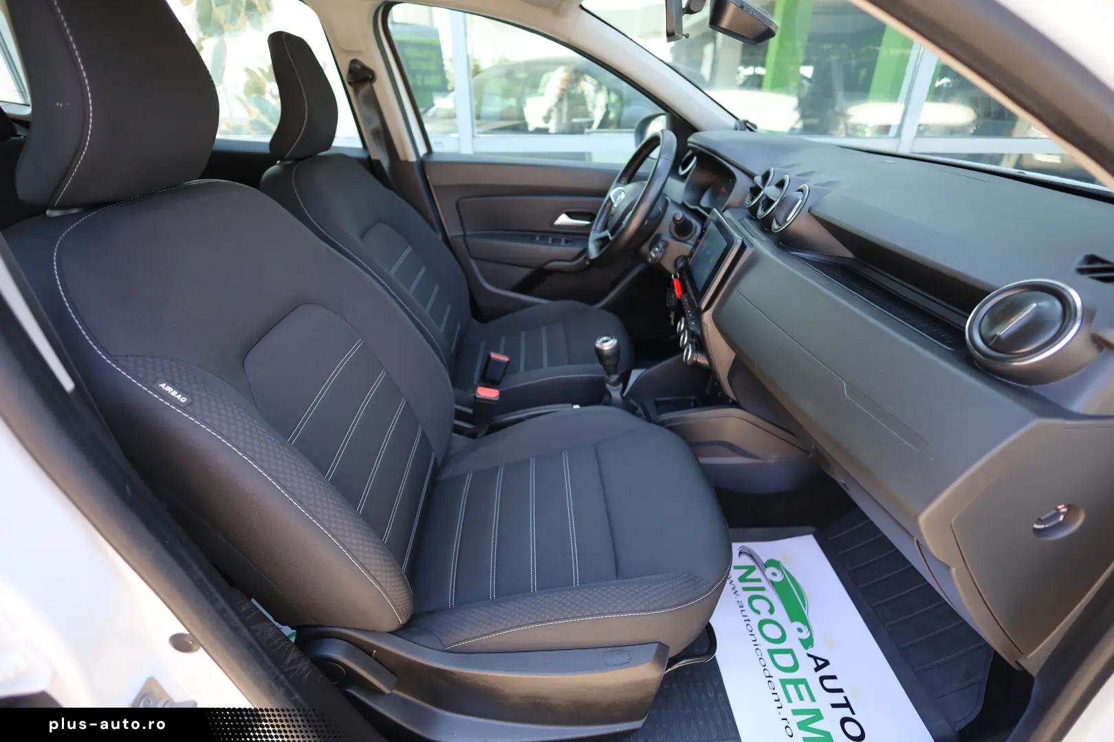 Dacia Duster 1.5 Blue dCi 115CP Comfort 4WD