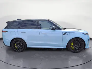 LAND ROVER Range Rover Sport P635 SV EDITION CELESTIAL CARB