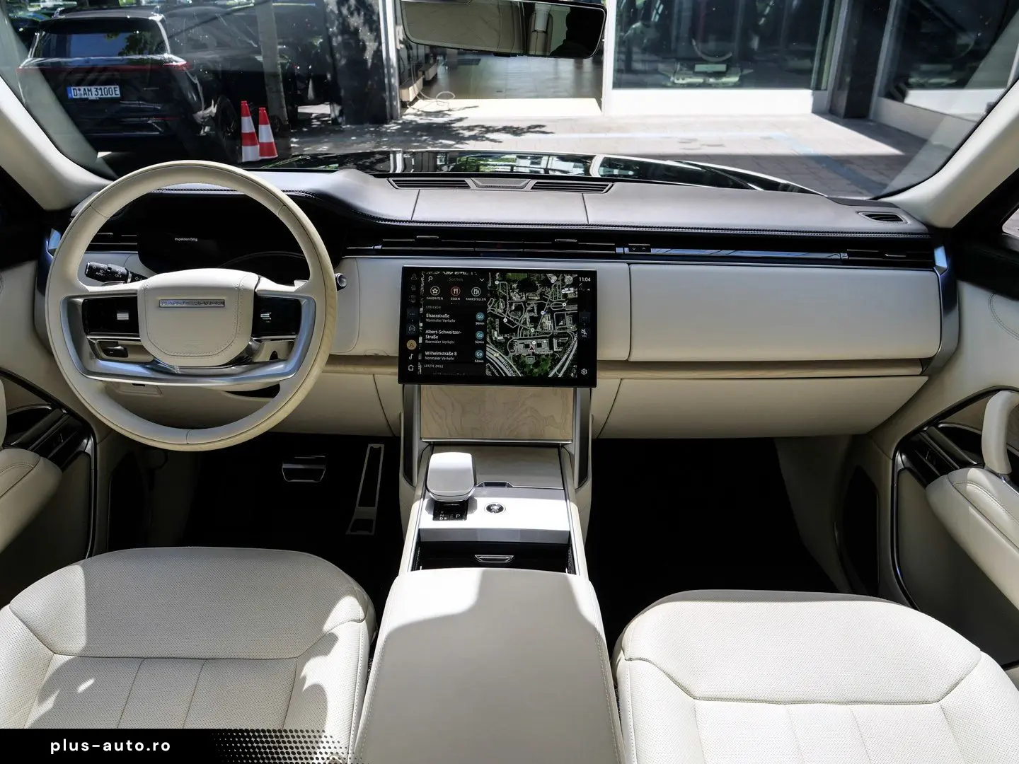 LAND ROVER Range Rover P615 SV (LWB)