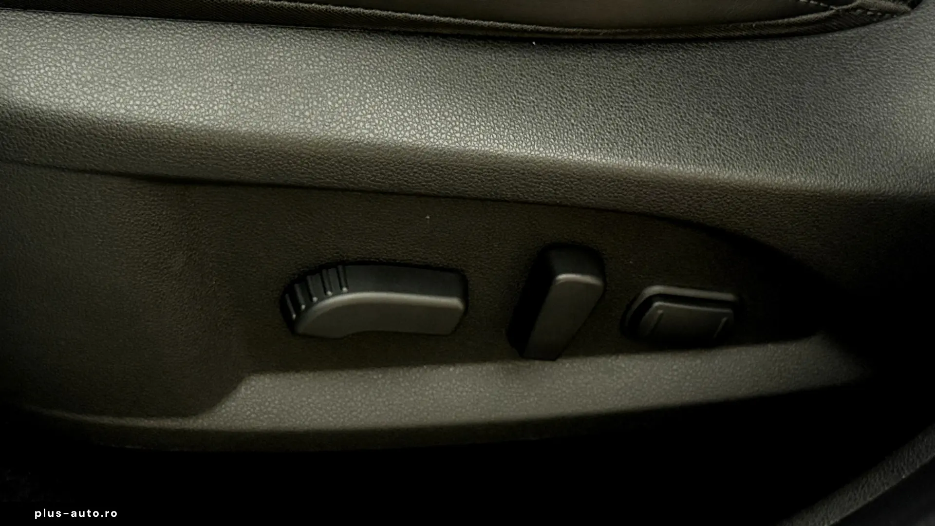 Renault Koleos Initiale Paris 2.0 dCi 177CP 4×4 Automat