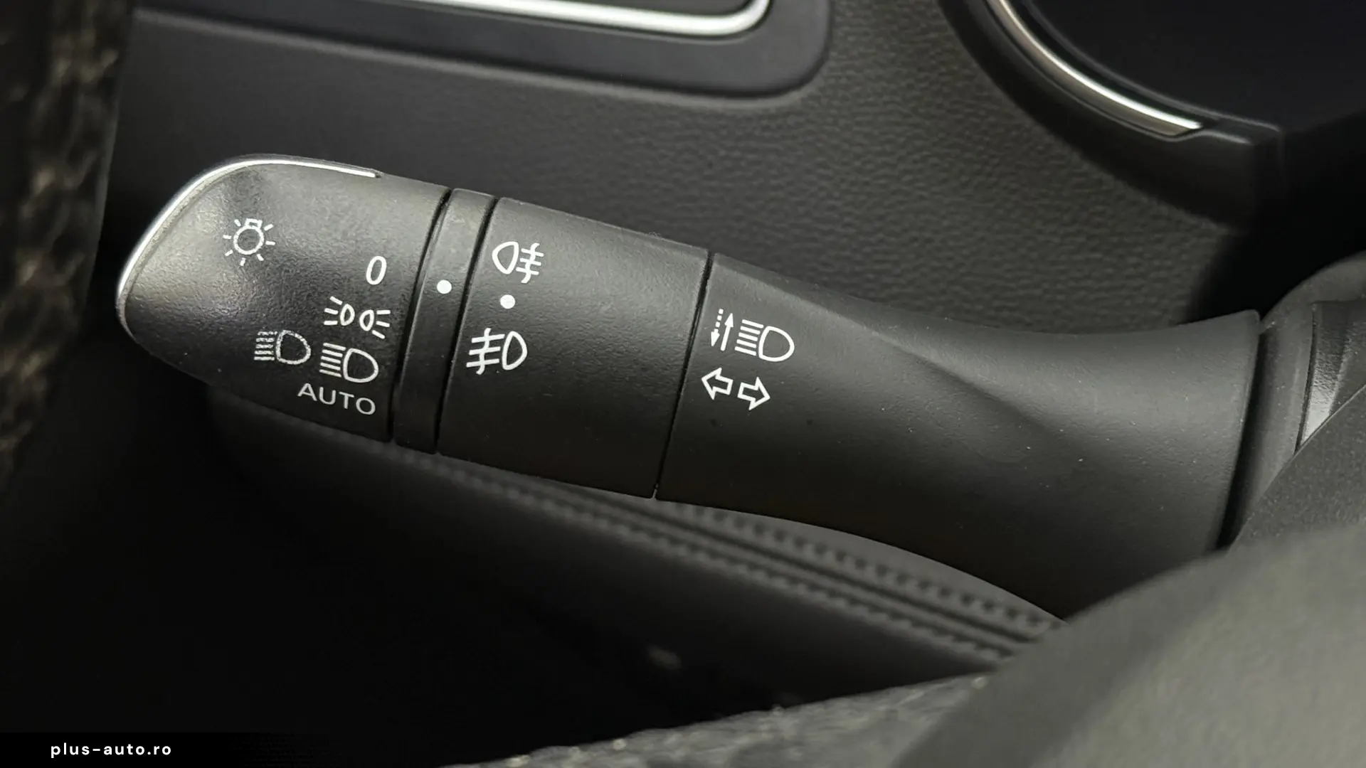 Renault Koleos Initiale Paris 2.0 dCi 177CP 4×4 Automat