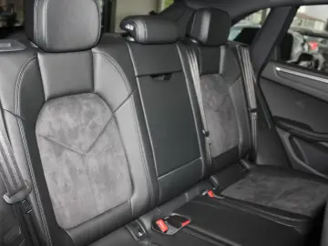 Porsche Macan Panorama RCam BOSE Alcantara Memory