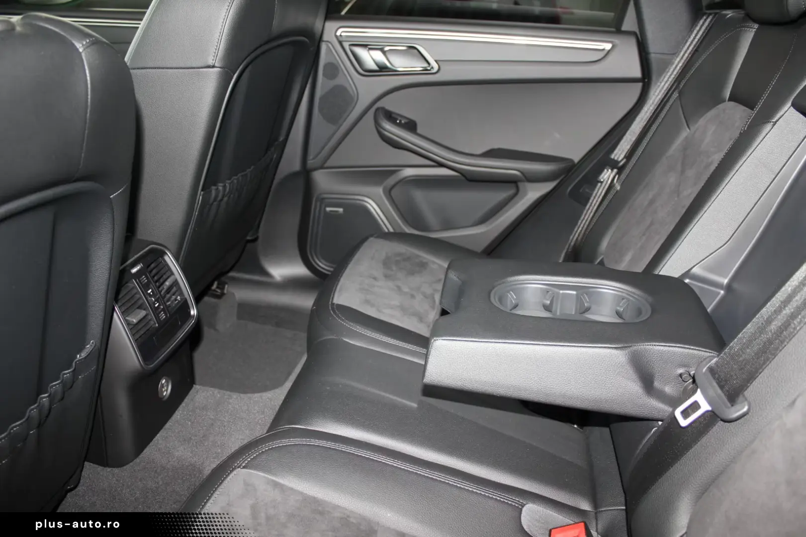 Porsche Macan Panorama RCam BOSE Alcantara Memory