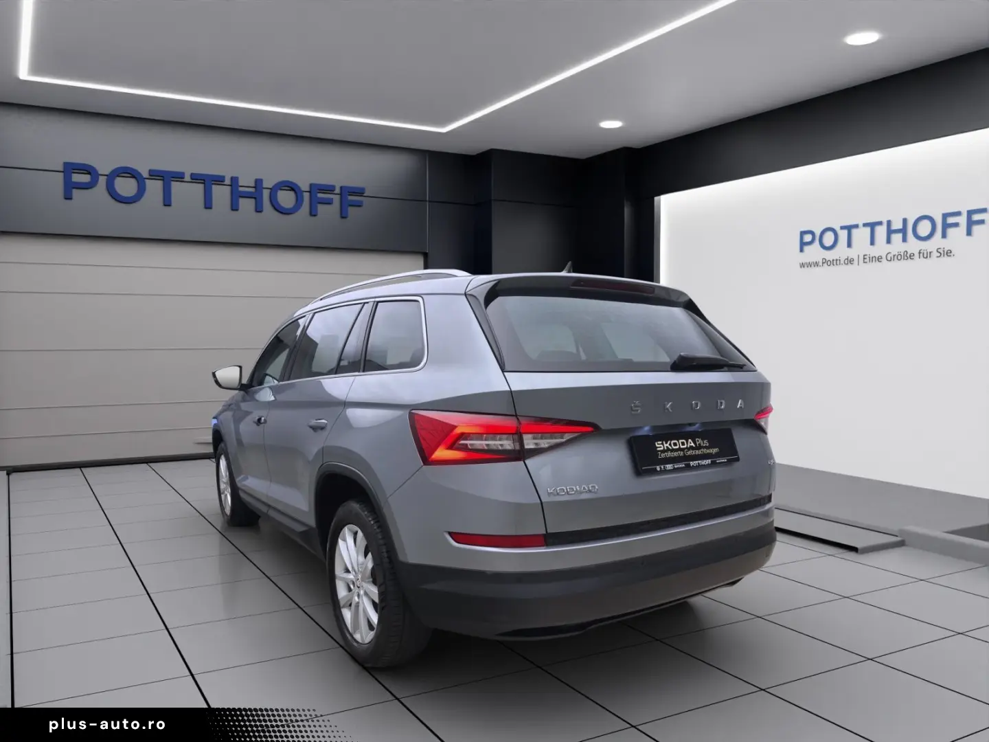 SKODA Kodiaq 2.0 TSI DSG 4x4 STYLE PANO PDC KAMERA NAV