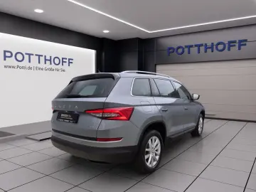SKODA Kodiaq 2.0 TSI DSG 4x4 STYLE PANO PDC KAMERA NAV