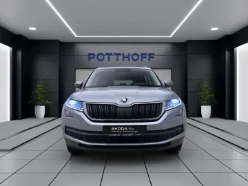 SKODA Kodiaq 2.0 TSI DSG 4x4 STYLE PANO PDC KAMERA NAV