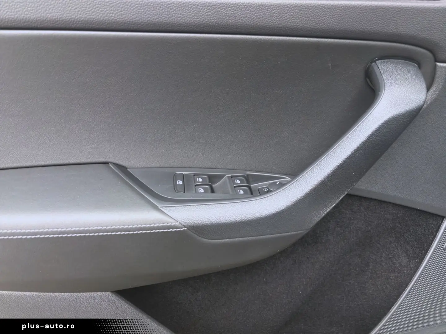 SKODA Kodiaq 2.0 TSI DSG 4x4 STYLE PANO PDC KAMERA NAV