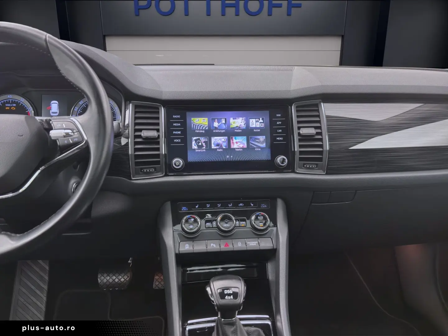 SKODA Kodiaq 2.0 TSI DSG 4x4 STYLE PANO PDC KAMERA NAV