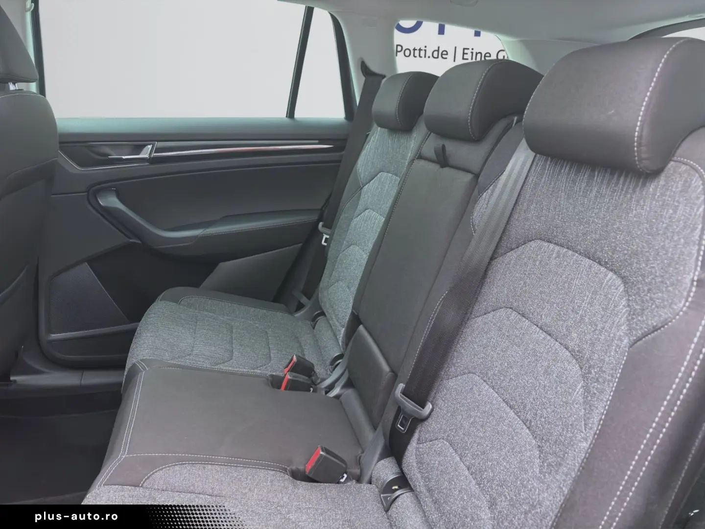 SKODA Kodiaq 2.0 TSI DSG 4x4 STYLE PANO PDC KAMERA NAV