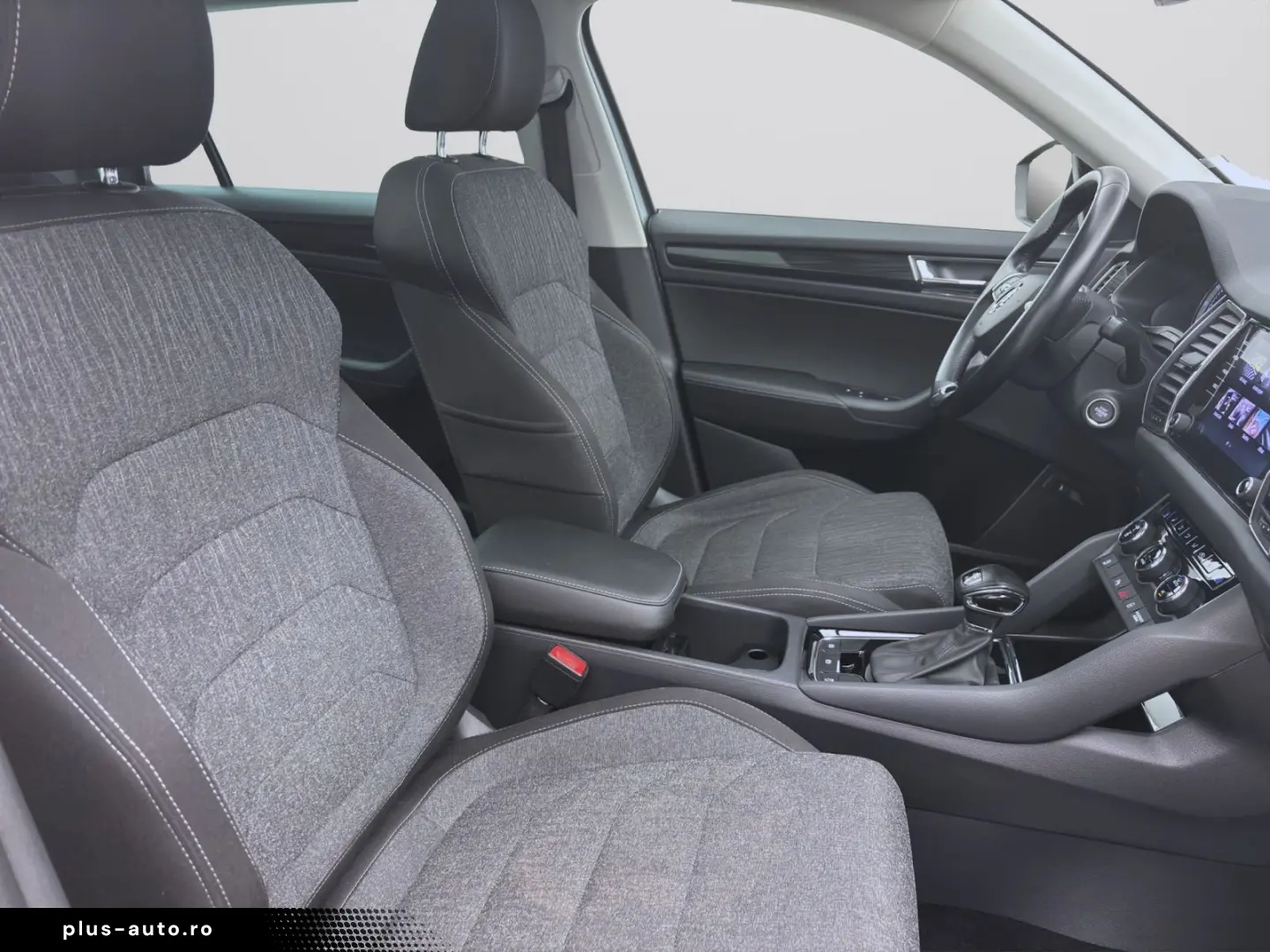 SKODA Kodiaq 2.0 TSI DSG 4x4 STYLE PANO PDC KAMERA NAV