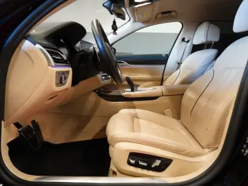 BMW 740d xDrive M Paket  Laser Soft-C. Keyless Spur