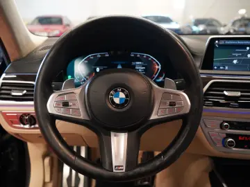 BMW 740d xDrive M Paket  Laser Soft-C. Keyless Spur