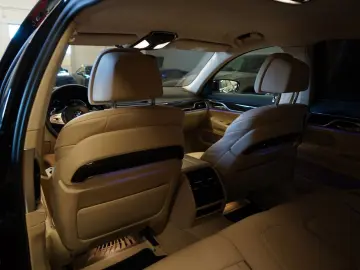 BMW 740d xDrive M Paket  Laser Soft-C. Keyless Spur