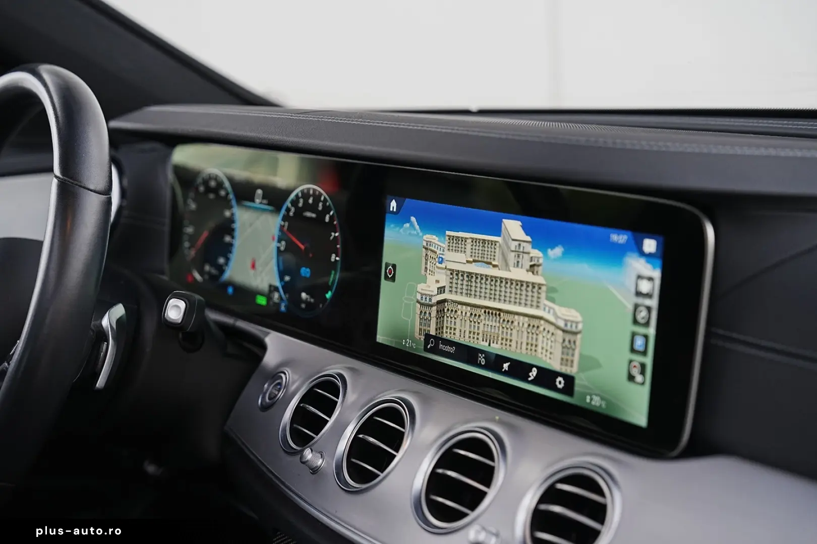 Mercedes-Benz E 300 9G-TRONIC AMG Line