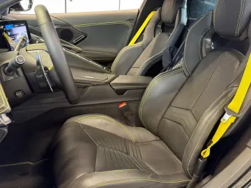 Corvette C8 6.2 V8 Stingray 3LT Targa