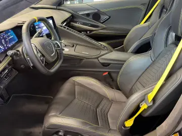 Corvette C8 6.2 V8 Stingray 3LT Targa