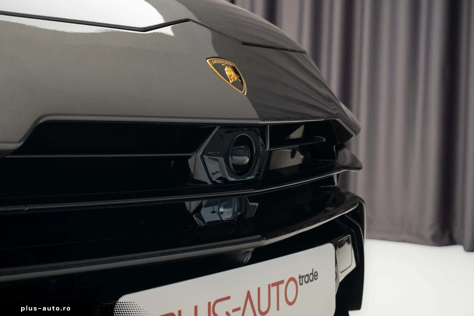 Lamborghini Urus S
