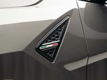 Lamborghini Urus S
