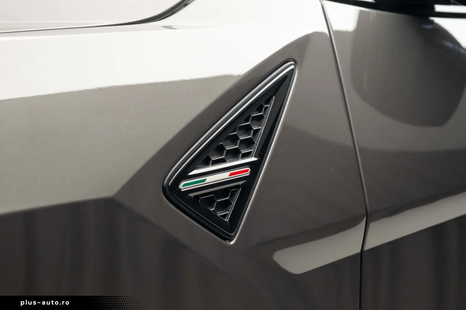 Lamborghini Urus S
