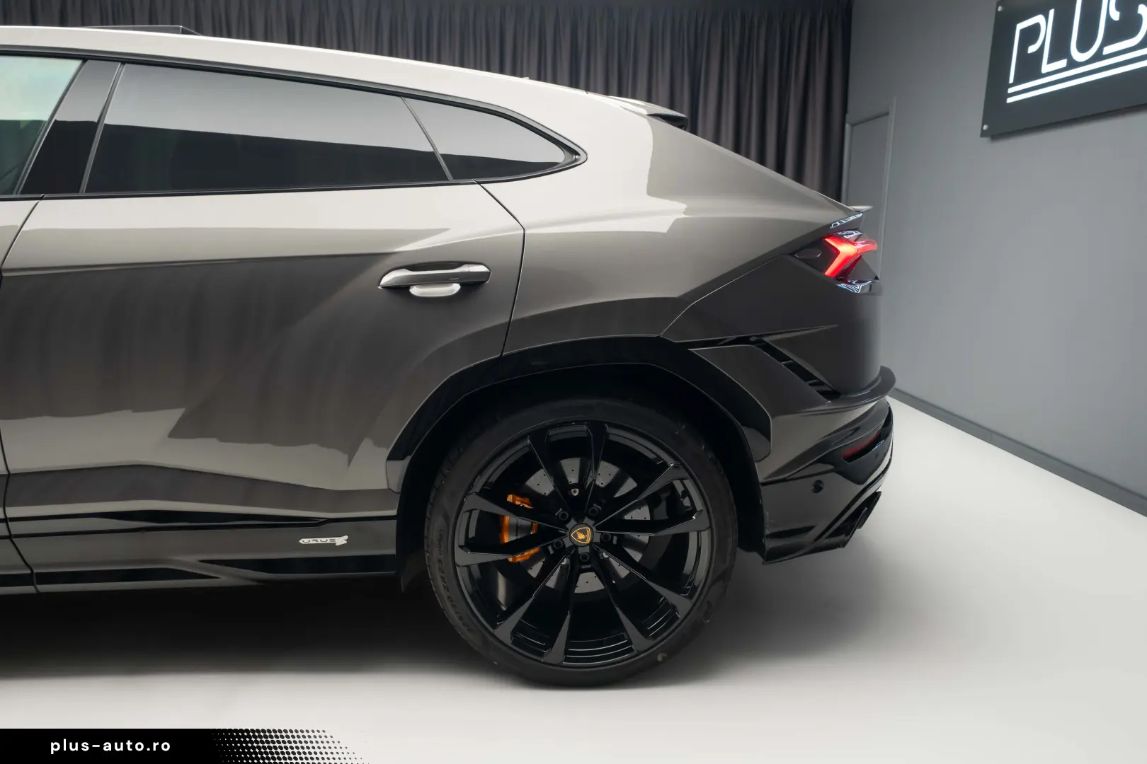 Lamborghini Urus S