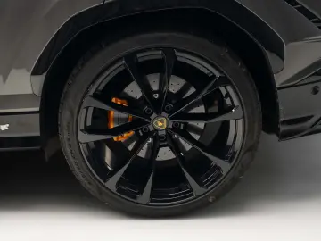 Lamborghini Urus S