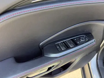 LEXUS LBX FWD Emotion  LED Digi CP Kamera SHZ el. Heck