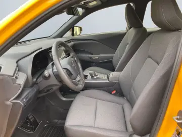 LEXUS LBX FWD  LED SHZ CarPlay Kamera SmartKey ACC PDC