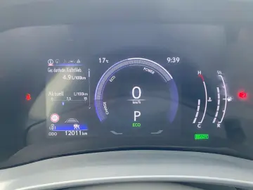 LEXUS LBX FWD  LED SHZ CarPlay Kamera SmartKey ACC PDC