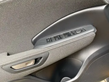 LEXUS LBX FWD  LED SHZ CarPlay Kamera SmartKey ACC PDC